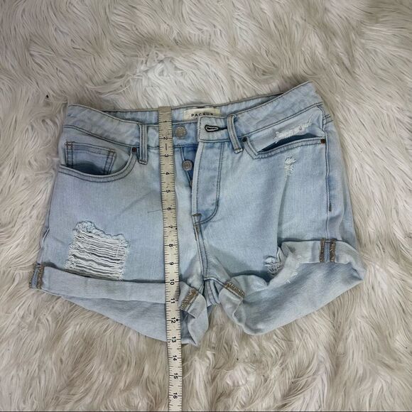 Pacsun Girlfriend 90’s Y2K Light Wash Blue Denim Distressed Cut Off  Shorts 24 - Picture 6 of 10